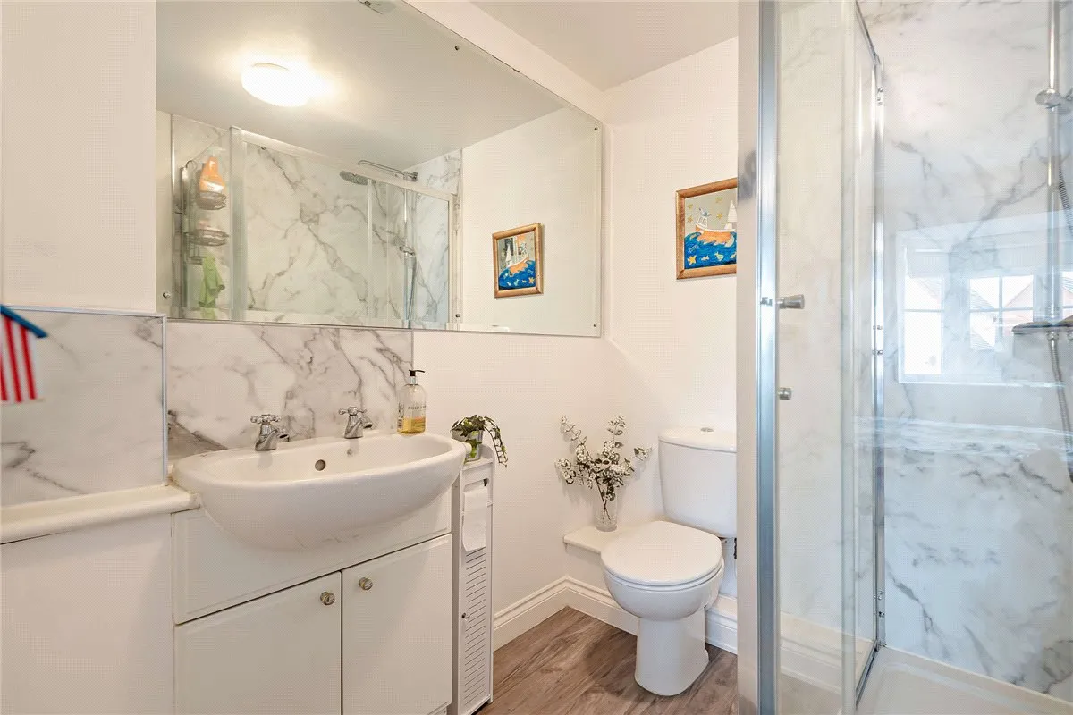 Urquhart Road, Thatcham, RG19, photo 10