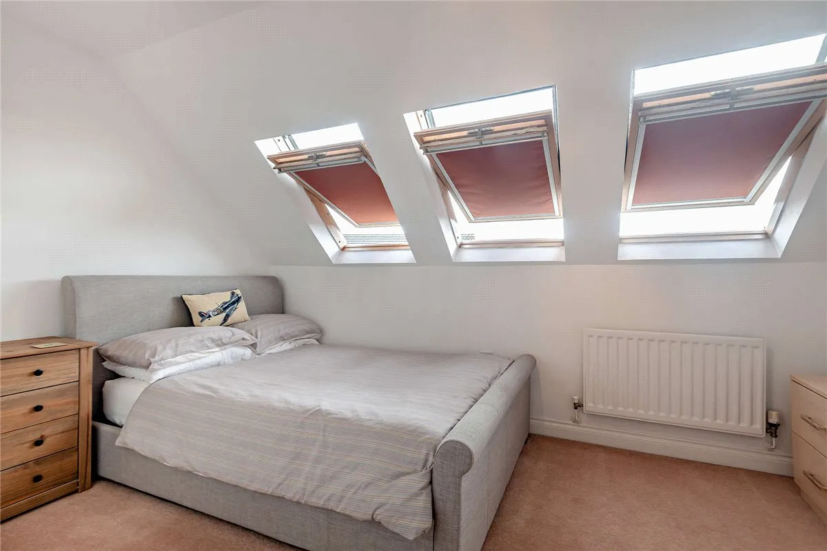 Urquhart Road, Thatcham, RG19, photo 15