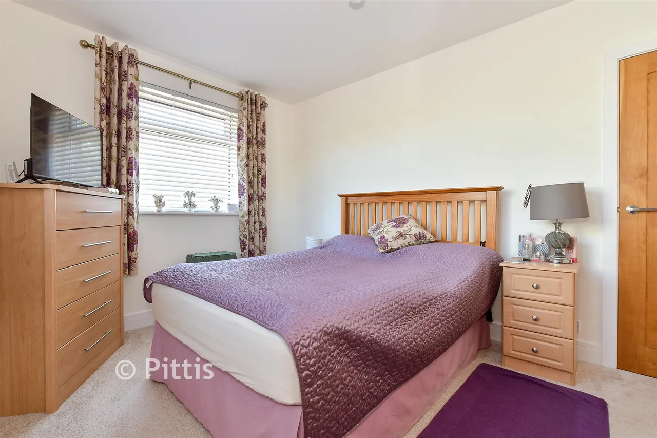 Niton Road, Rookley, PO38, photo 8