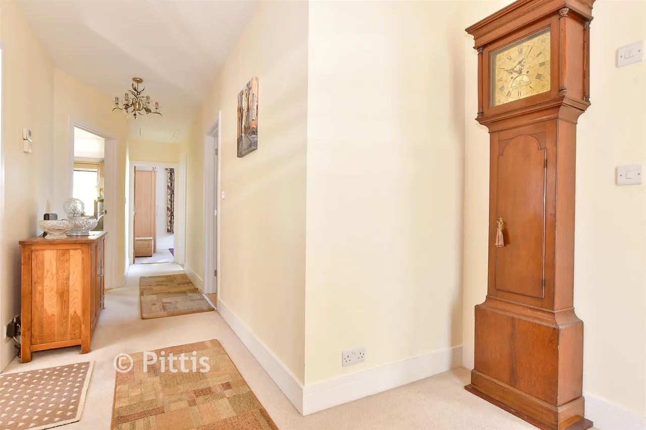 Niton Road, Rookley, PO38, photo 7