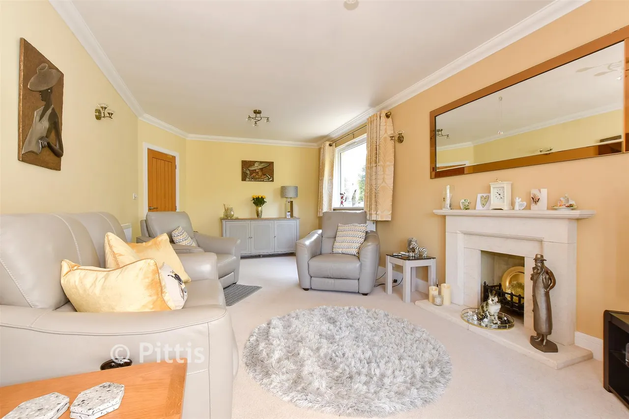 Niton Road, Rookley, PO38, photo 6