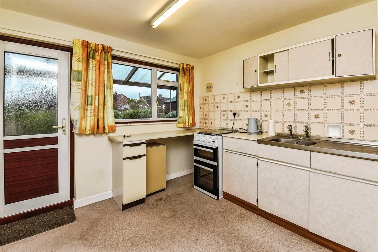 Champney Road, Frome, photo 3
