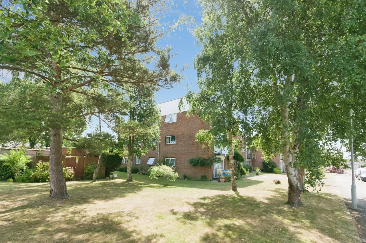 Heighton Close, Bexhill-On-Sea, TN39, photo 15