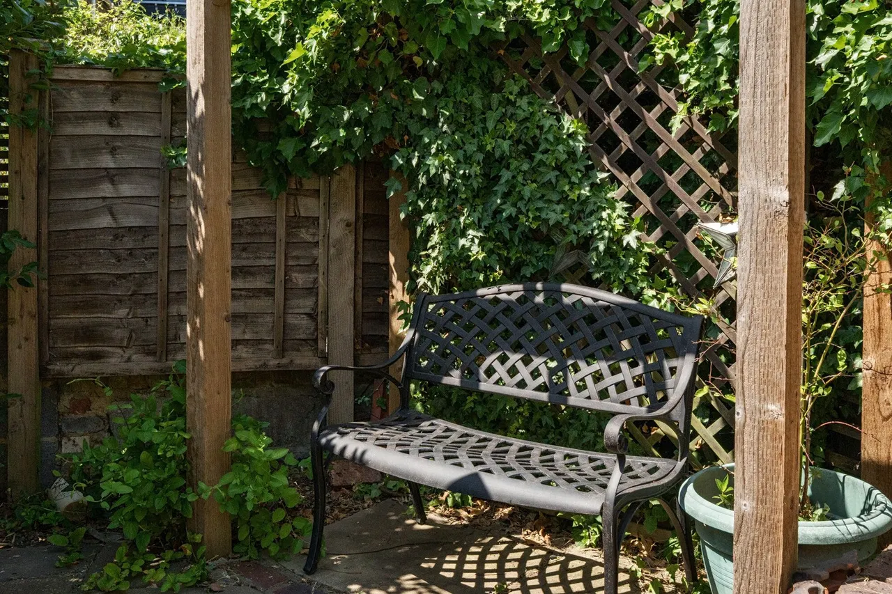 Bexhill Road, SE4, photo 24