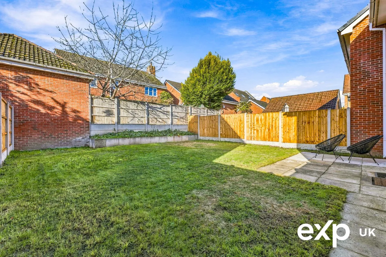 Mellors Road, Edwinstowe, NG21, photo 24
