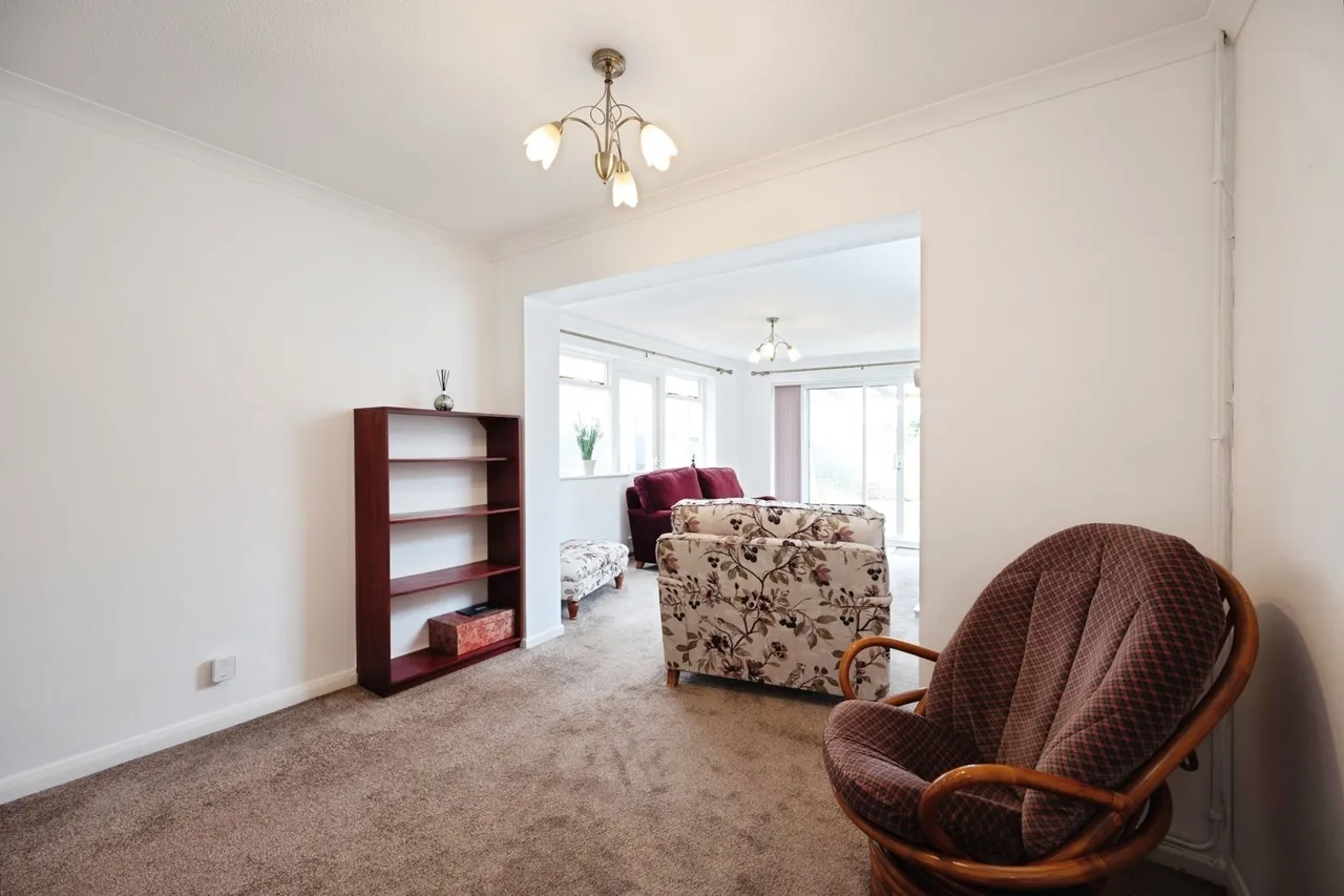 Elwell Green, Hayling Island, PO11, photo 2