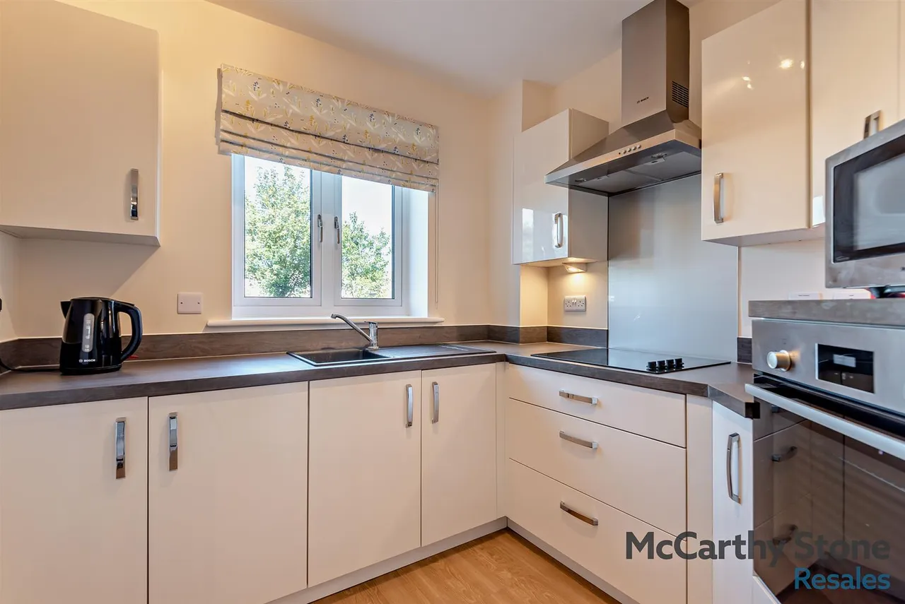 Shortwood Copse Lane, Basingstoke, RG23, photo 11