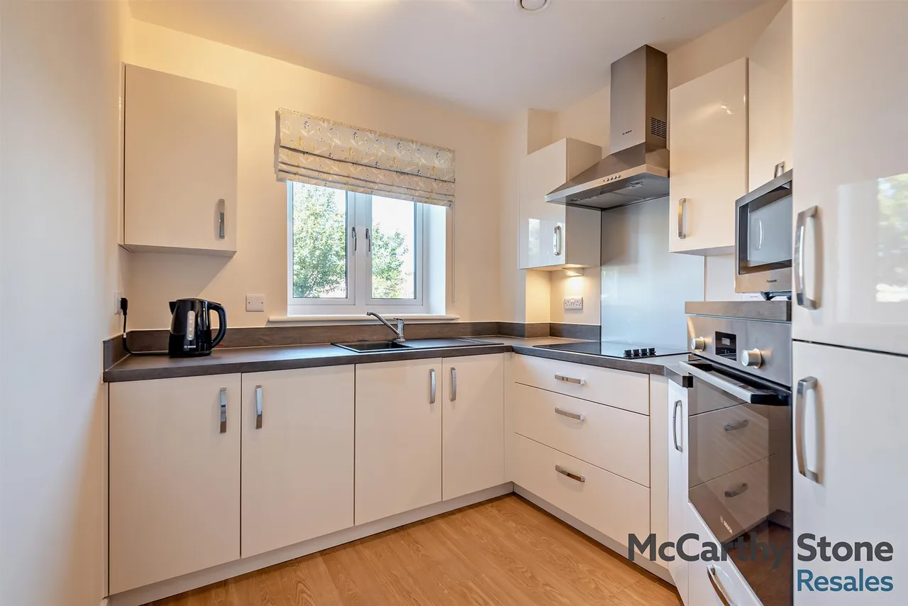 Shortwood Copse Lane, Basingstoke, RG23, photo 4