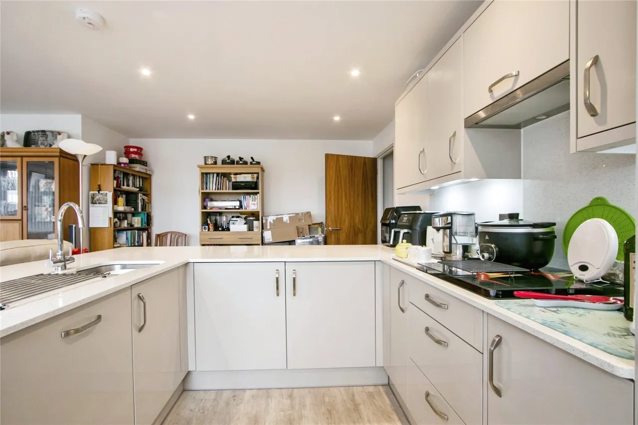 High Street North, Poole, BH15, photo 11