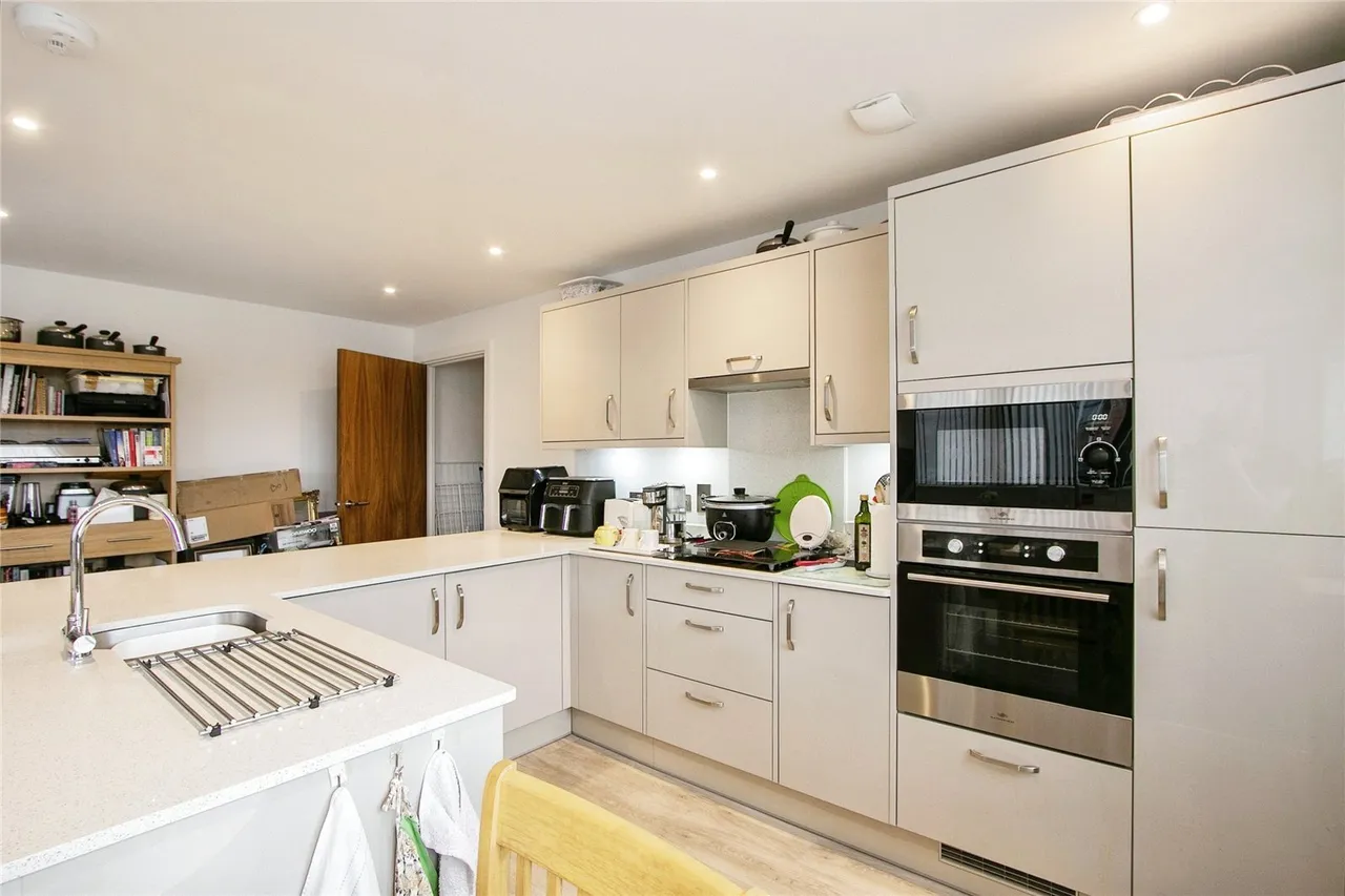 High Street North, Poole, BH15, photo 5