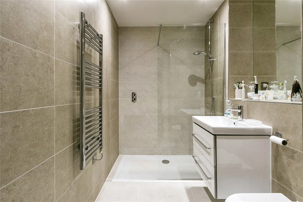 High Street North, Poole, BH15, photo 8