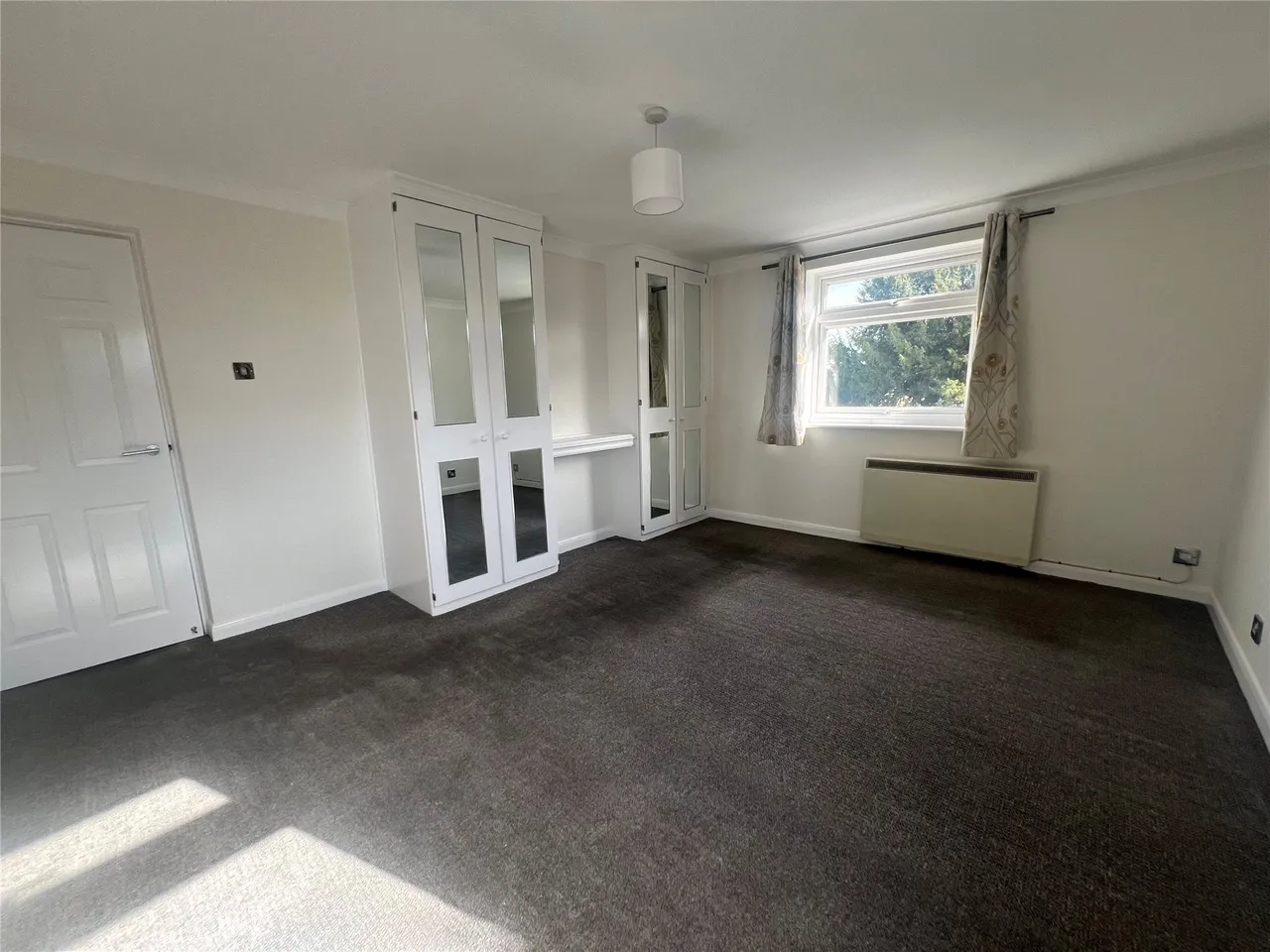 Greenlands Road, Staines, TW18, photo 8