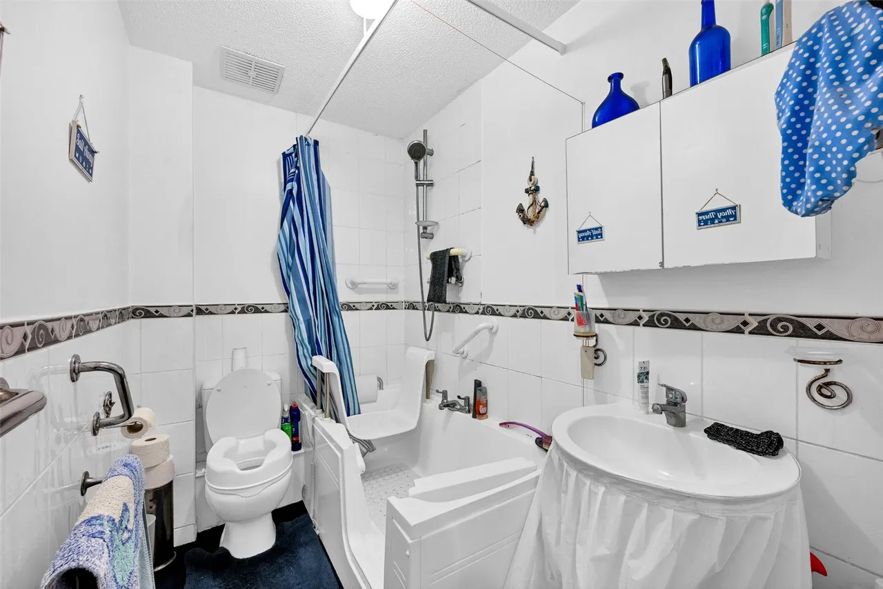 Runnymede Court, Lunedale Road, DA2, photo 6