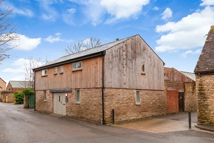 2 bed flat to rent, Bicester Town Centre, OX26
