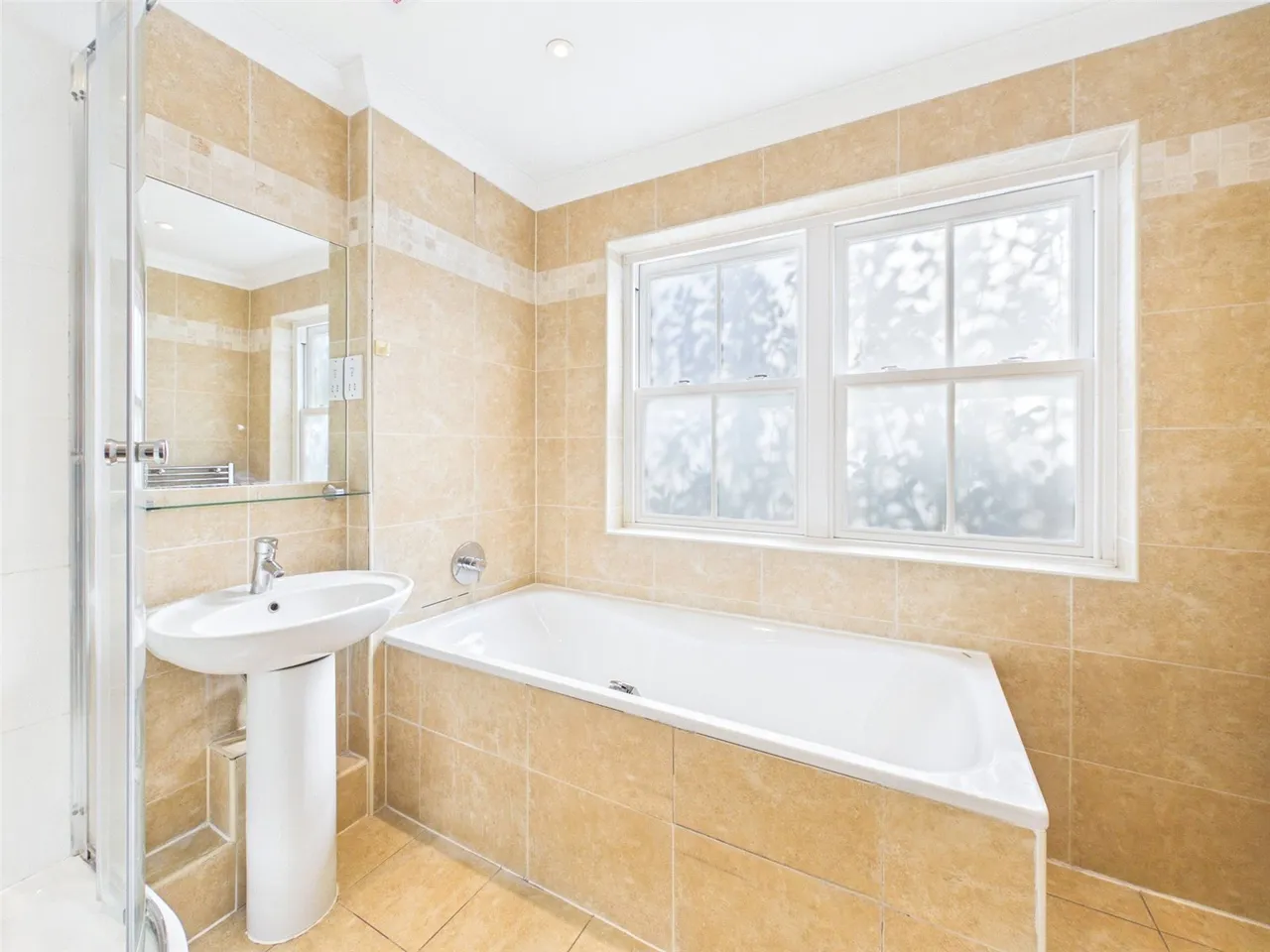 Hampton Road, Teddington, TW11, photo 9