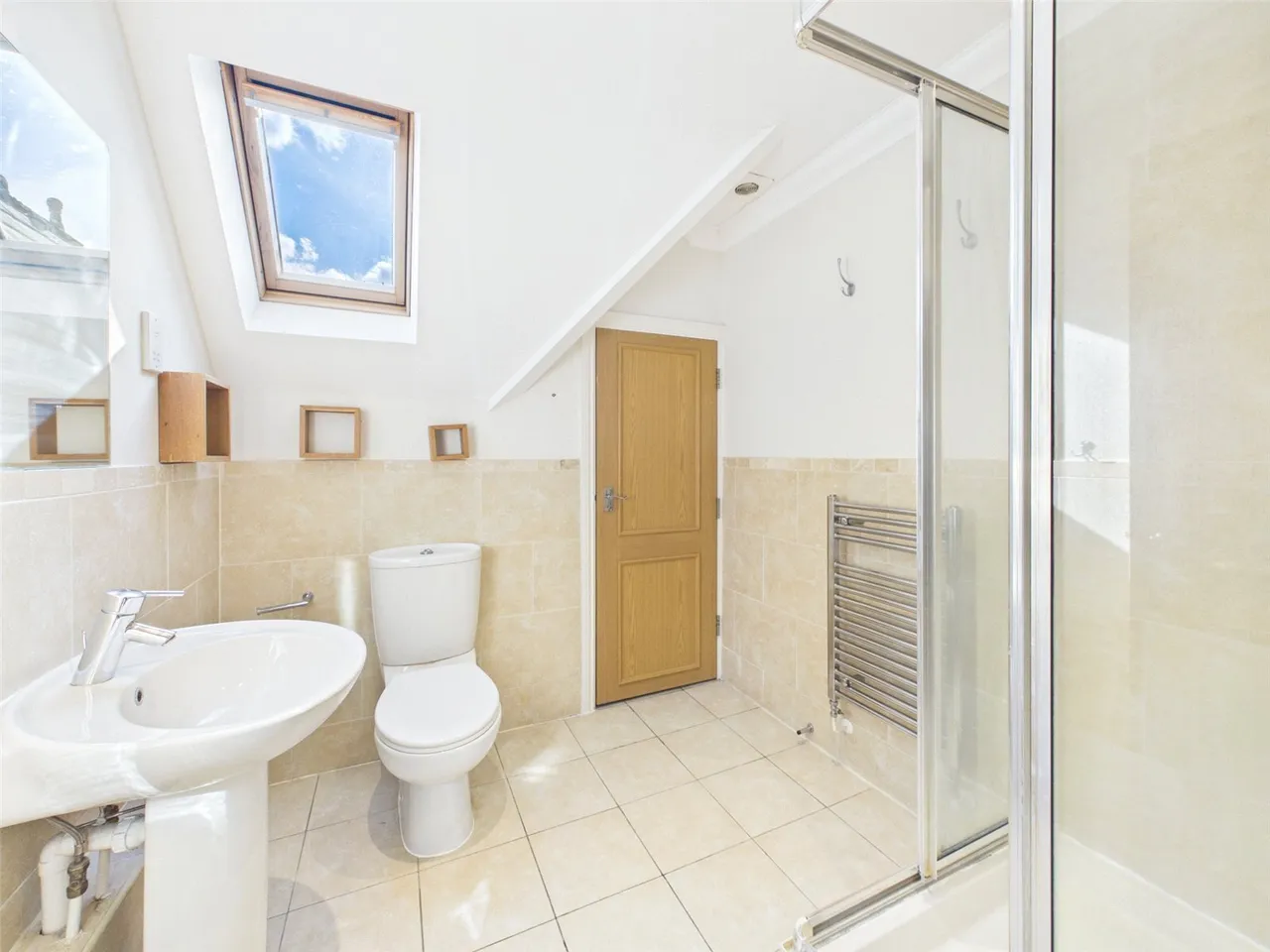 Hampton Road, Teddington, TW11, photo 13