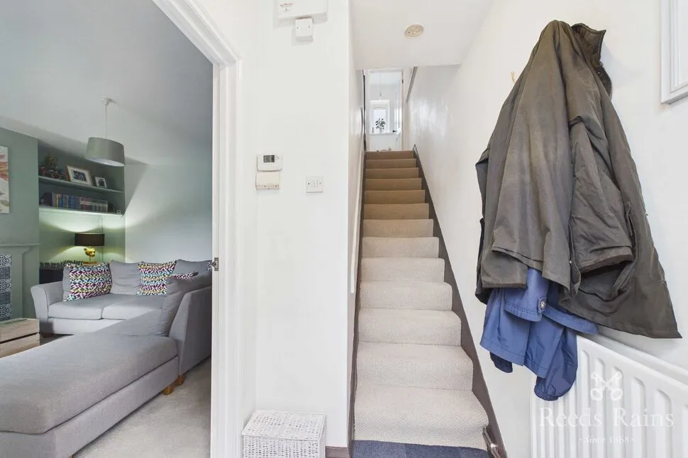 Hall Cross Road, Lowerhouses, Huddersfield, West Yorkshire, HD5, photo 9