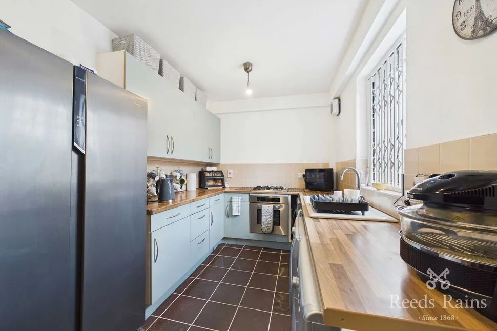 Hall Cross Road, Lowerhouses, Huddersfield, West Yorkshire, HD5, photo 10