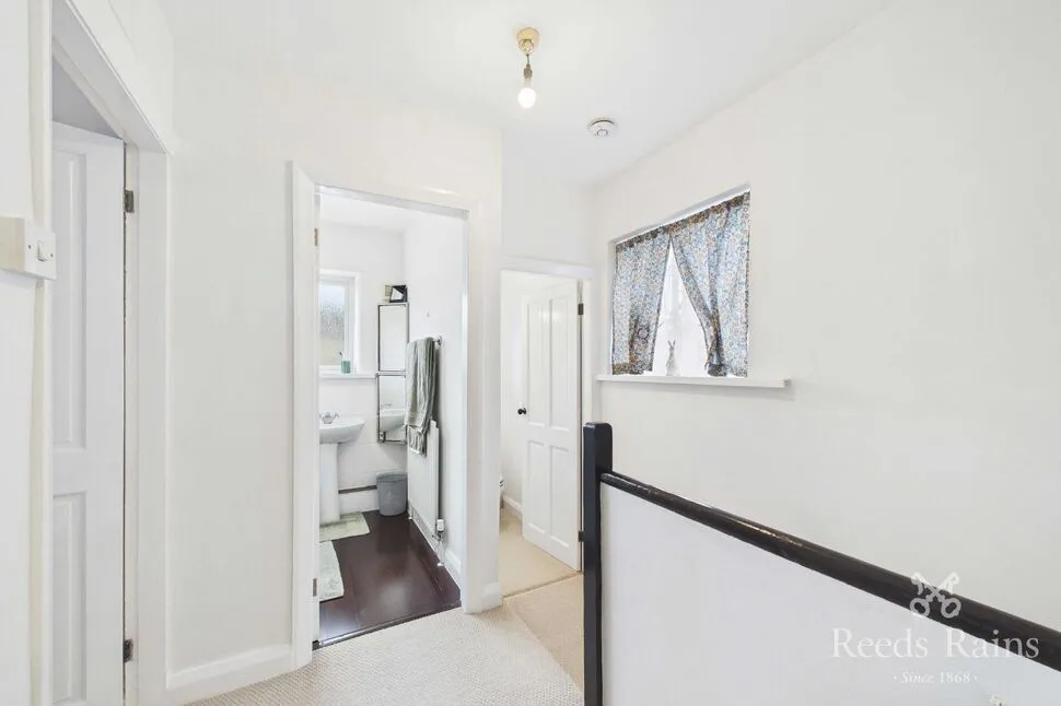 Hall Cross Road, Lowerhouses, Huddersfield, West Yorkshire, HD5, photo 12
