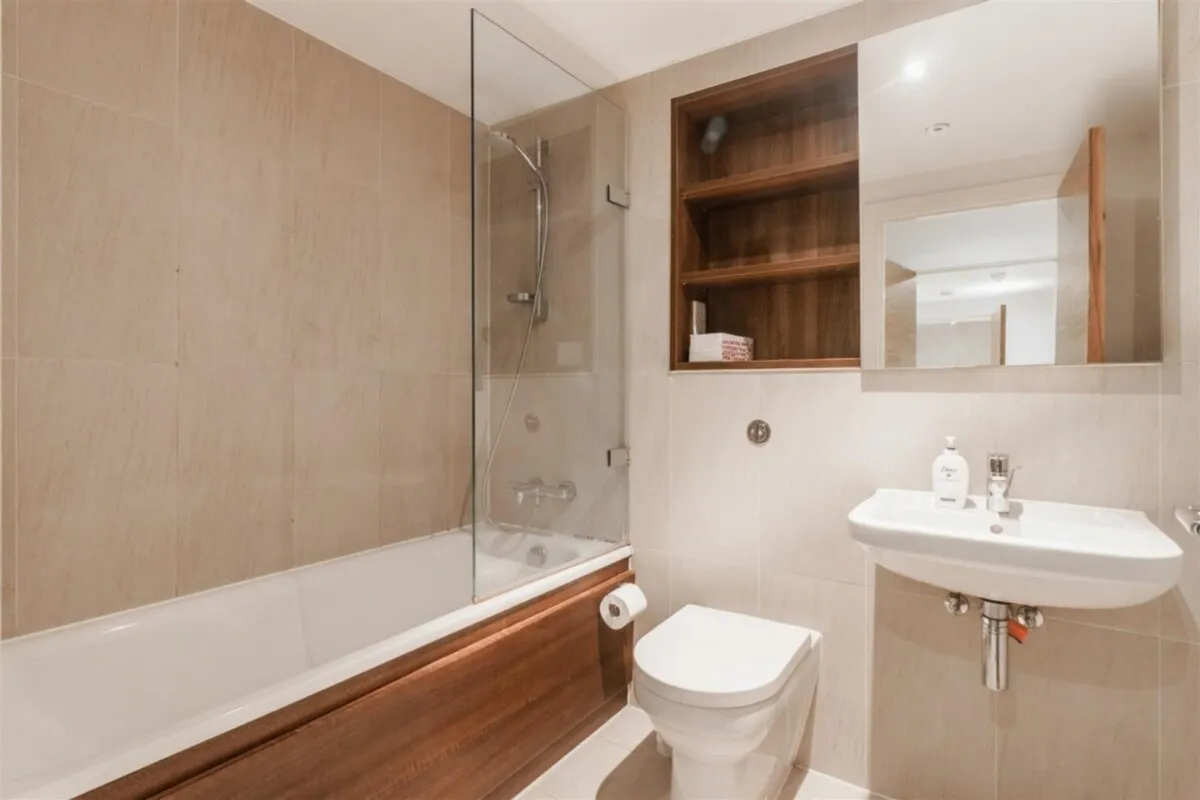 Bromyard Avenue, London, W3, photo 9