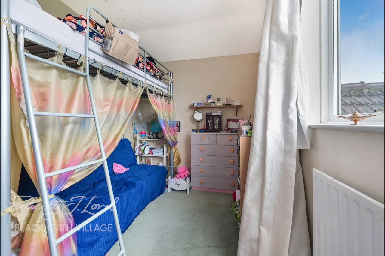 Pragnell Road, London, SE12, photo 13