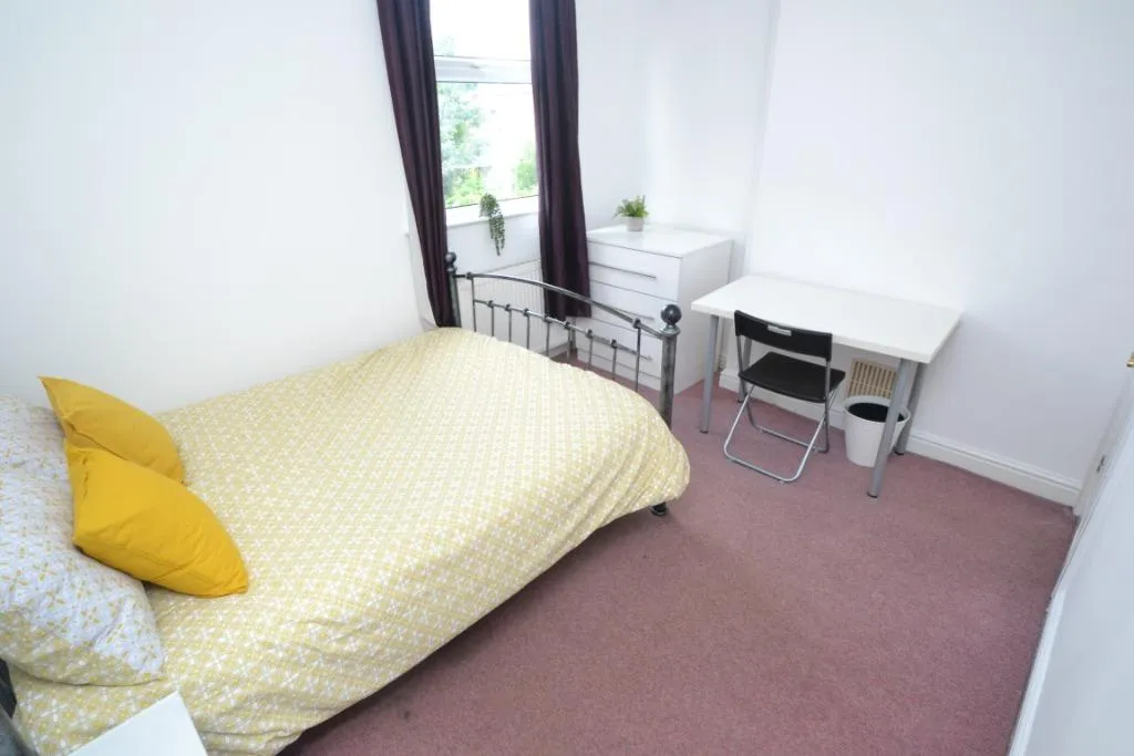 Loughborough Road, West Bridgford, NG2, photo 7