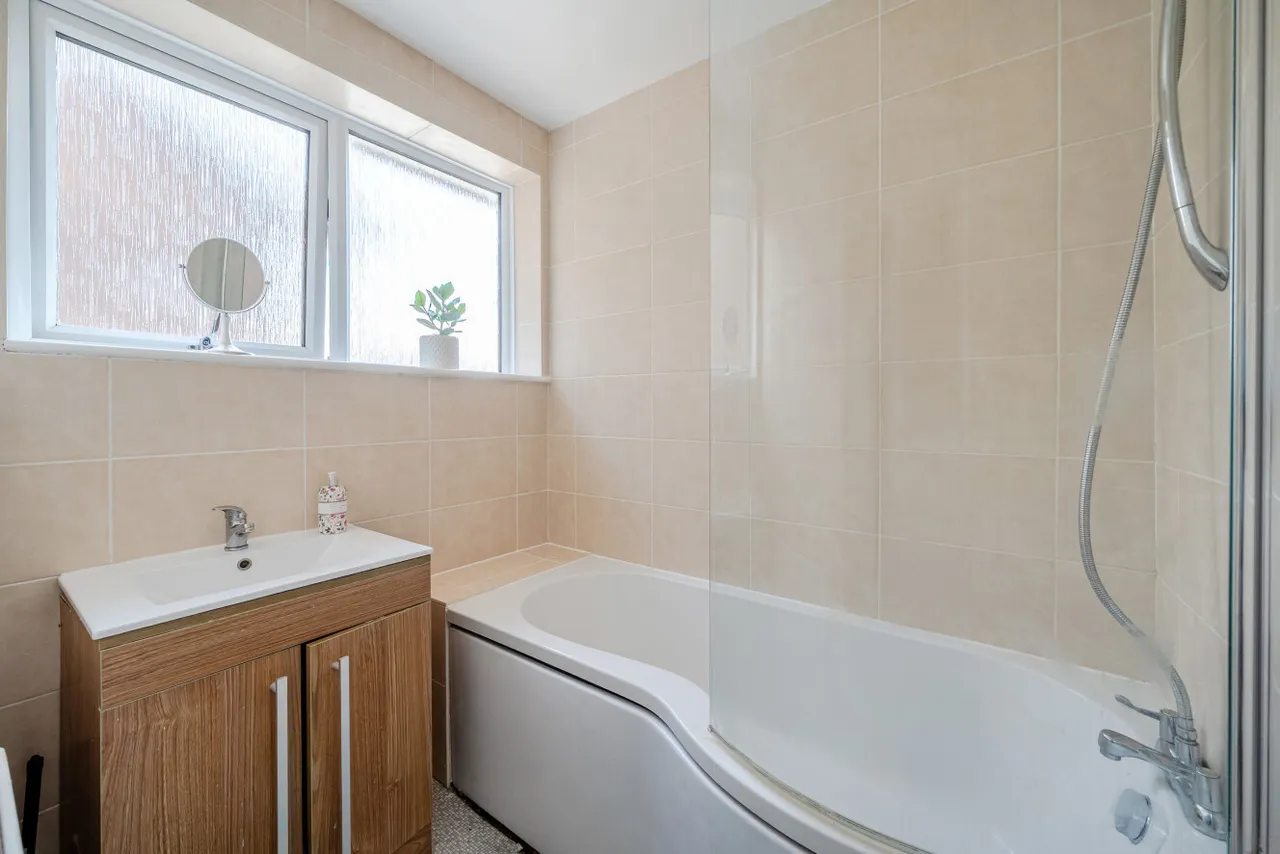 Gates Green Road, West Wickham, BR4, photo 17
