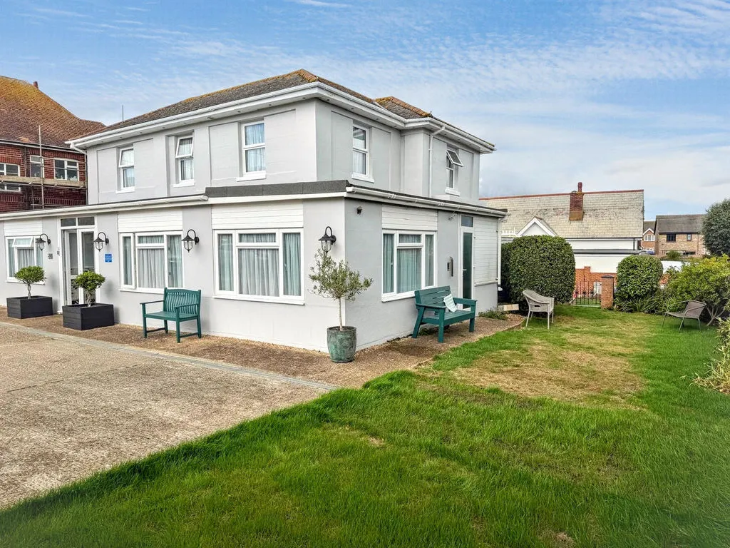 52 Melville Street, Sandown PO36 8LF, photo 25