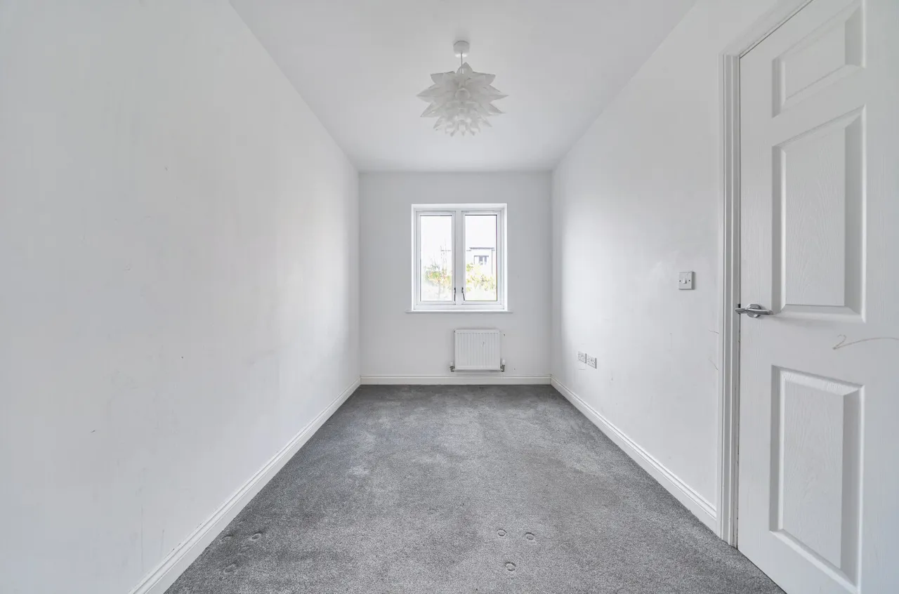 Norman Lane, Castle Hill, DA10, photo 2