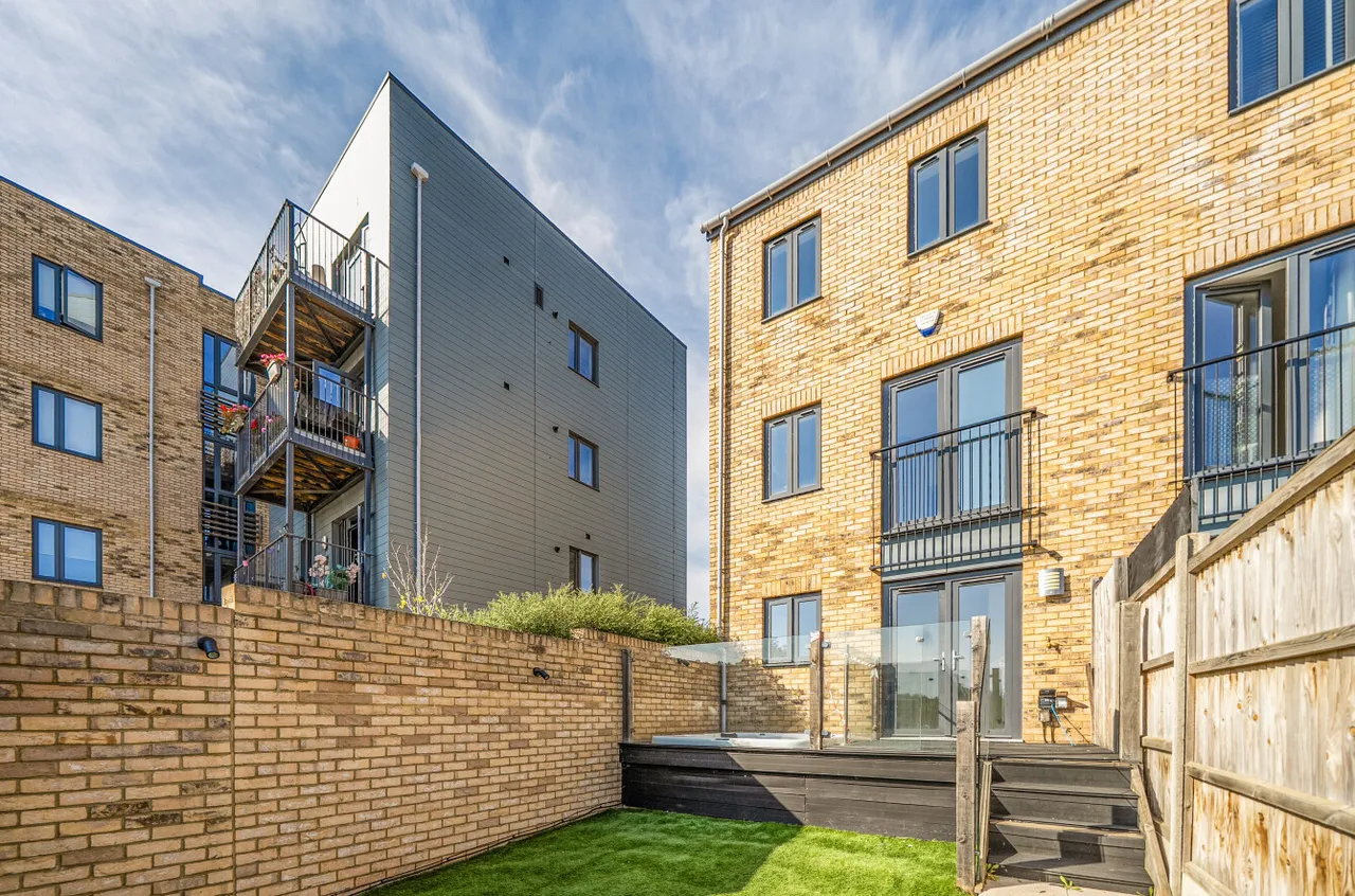 Norman Lane, Castle Hill, DA10, photo 6