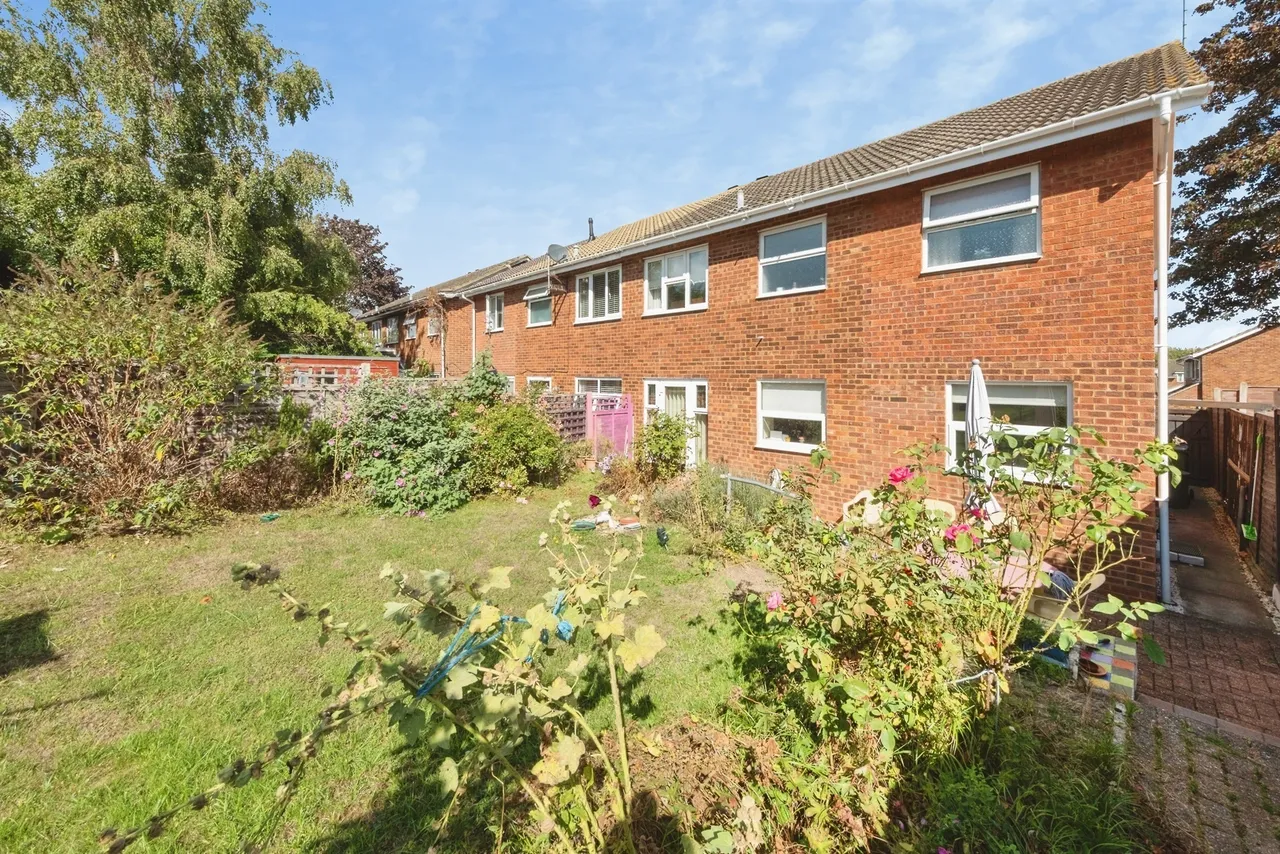 Swift Close, Newport Pagnell, MK16, photo 13