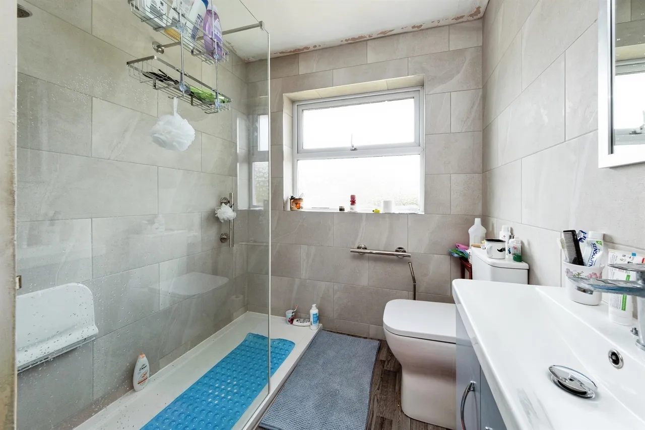 Swift Close, Newport Pagnell, MK16, photo 12
