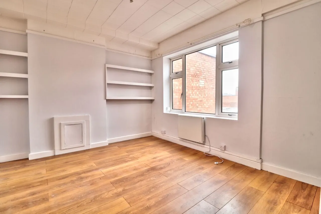 Crendon Street, High Wycombe, HP13, photo 3