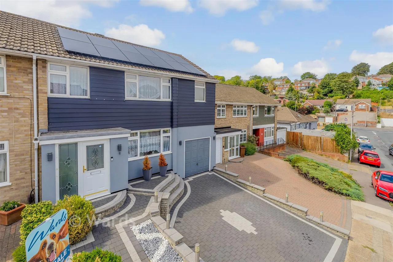4 bed house for sale, Kenwood Avenue, Walderslade, ME5