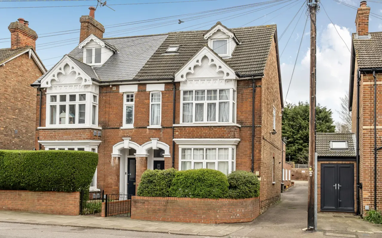 Foster Hill Road, Bedford, photo 2