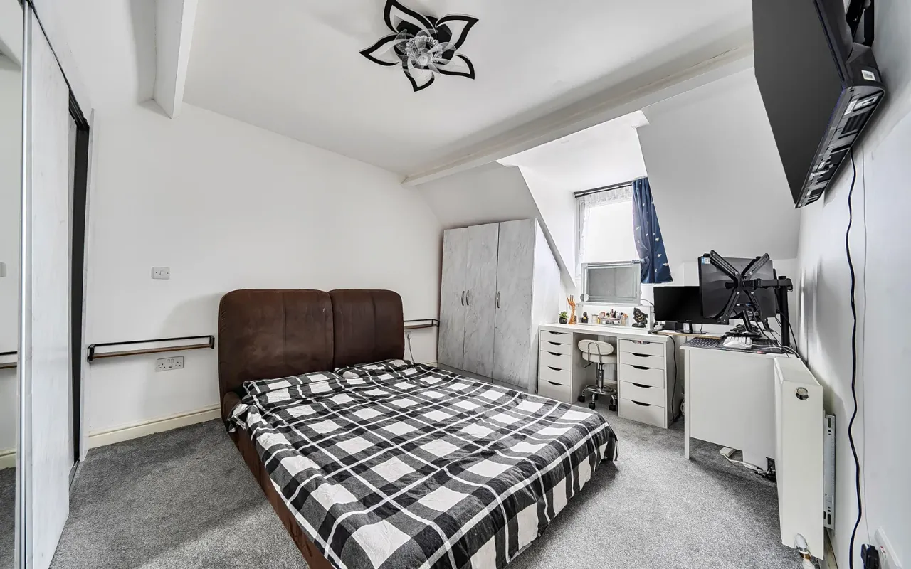 Foster Hill Road, Bedford, photo 12