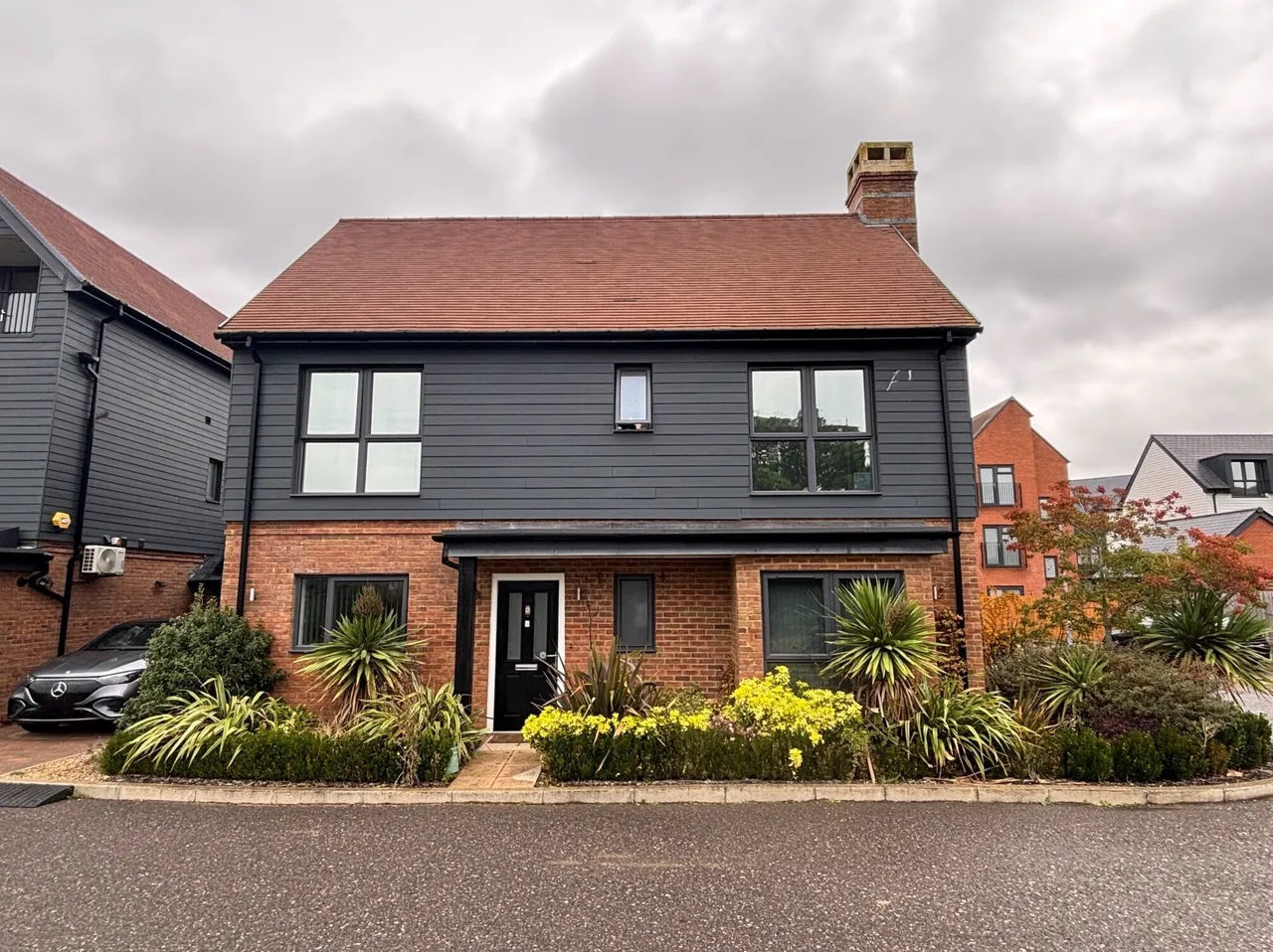 4 bed house for sale, Lakeview Gardens, Chilmington Green, TN23