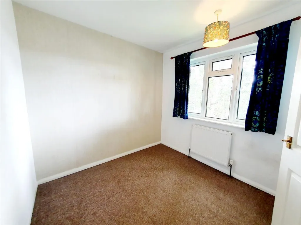 Pytchley Road, Kettering, photo 6