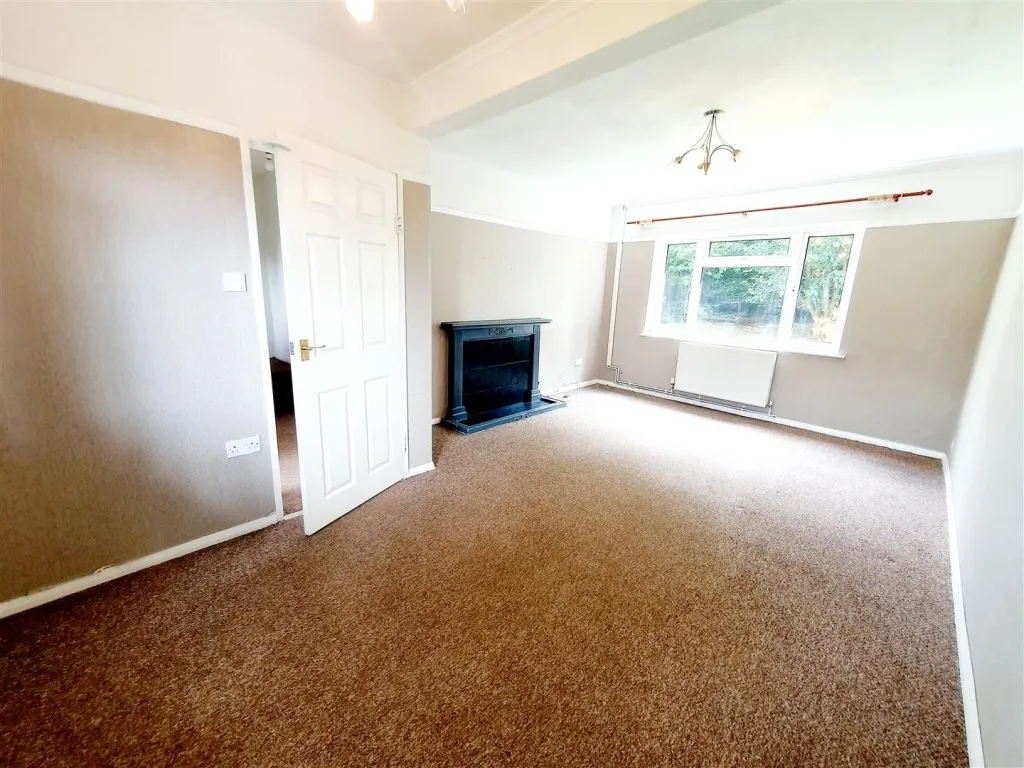 Pytchley Road, Kettering, photo 3