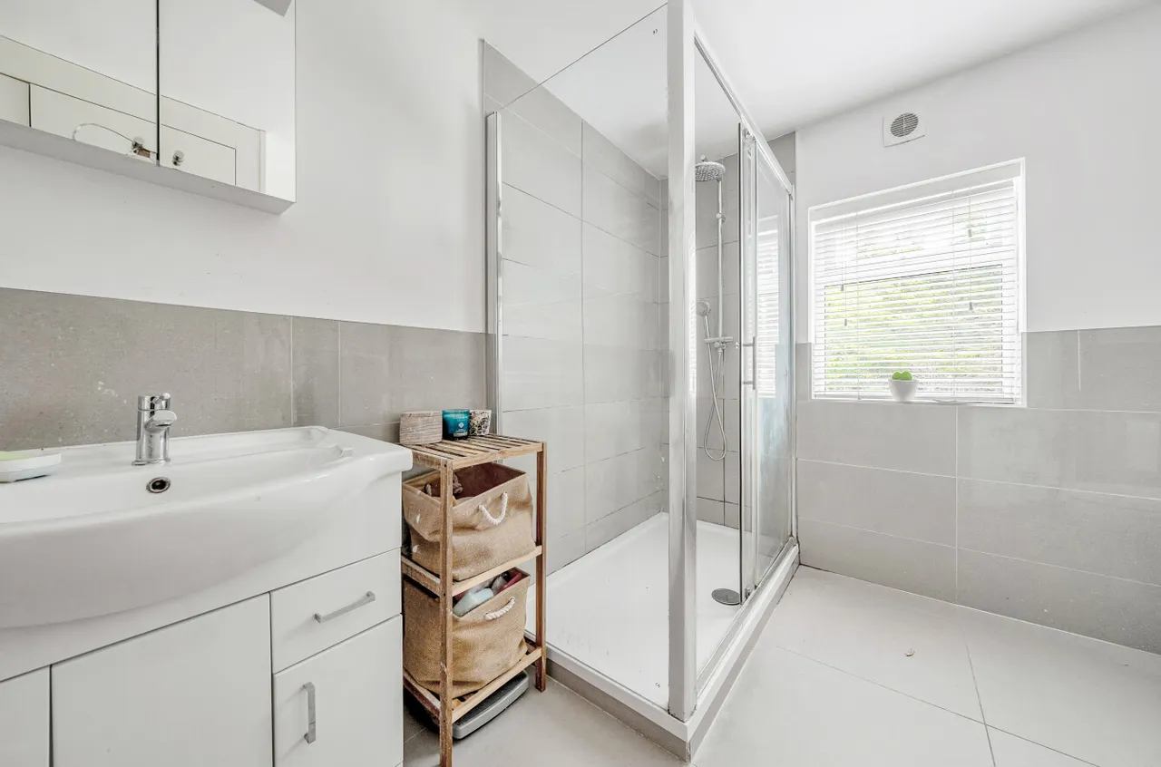 High Path Road, Guildford, GU1, photo 11