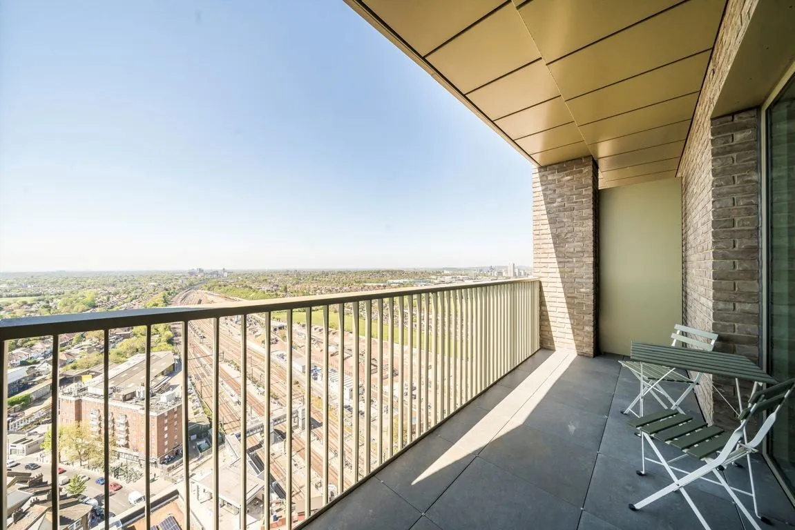 Heartwood Boulevard, W3, photo 6