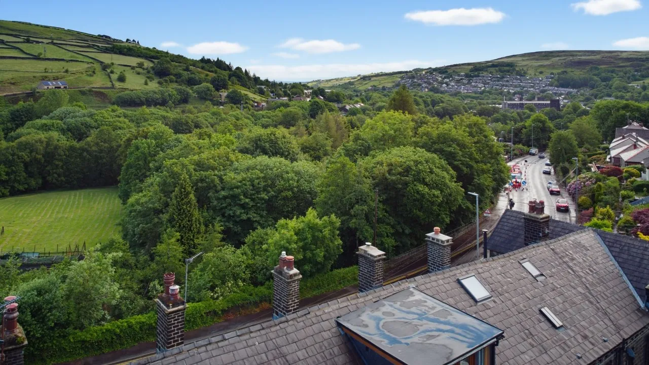 Warrington Terrace, Huddersfield, HD7, photo 12