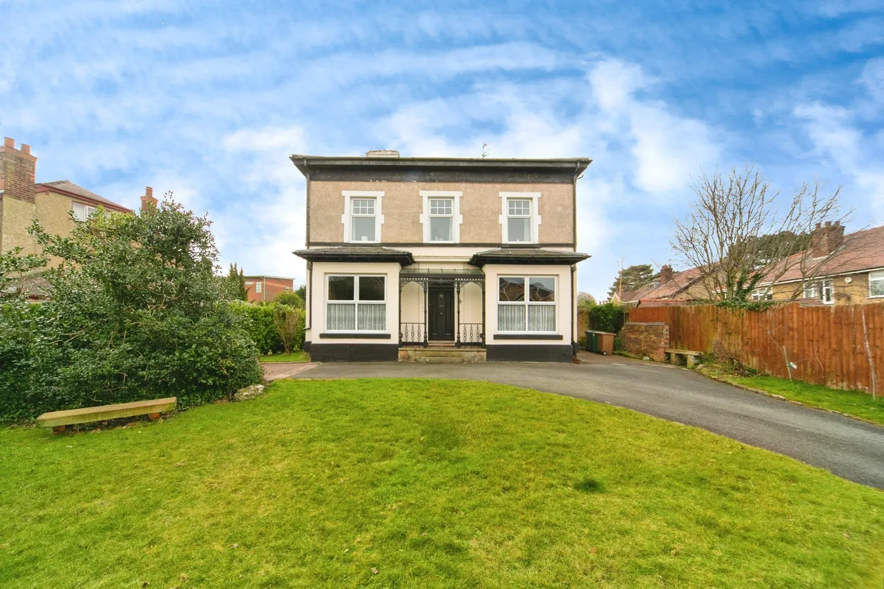 Palm Grove, Prenton, CH43, photo 6