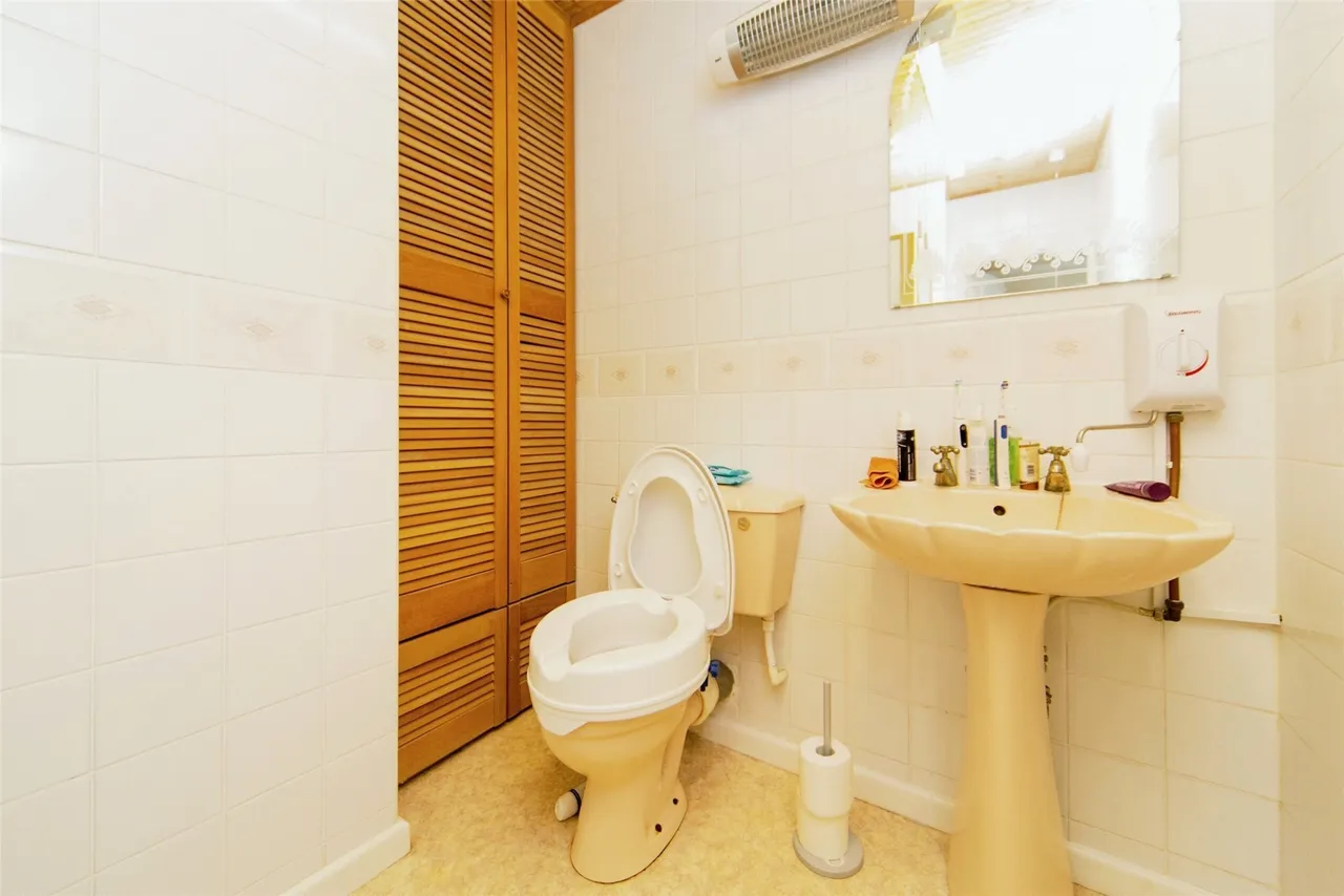 Palm Grove, Prenton, CH43, photo 20