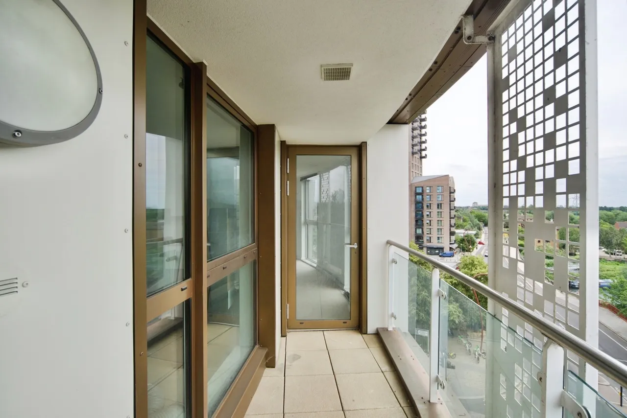 1 bed flat for sale — Coppermill Heights, Mill Mead Road, London, N17