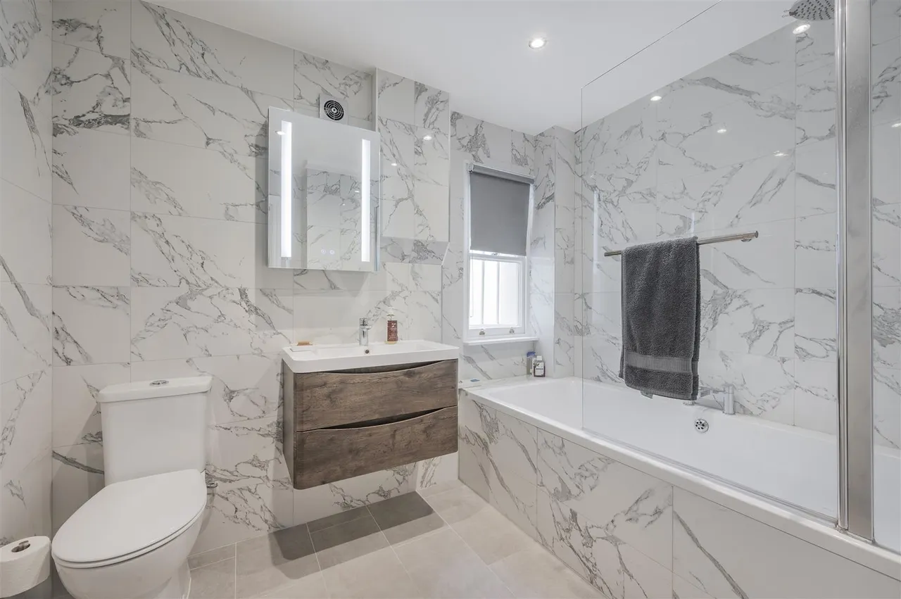 Buckland Crescent, Belsize Park, NW3, photo 11