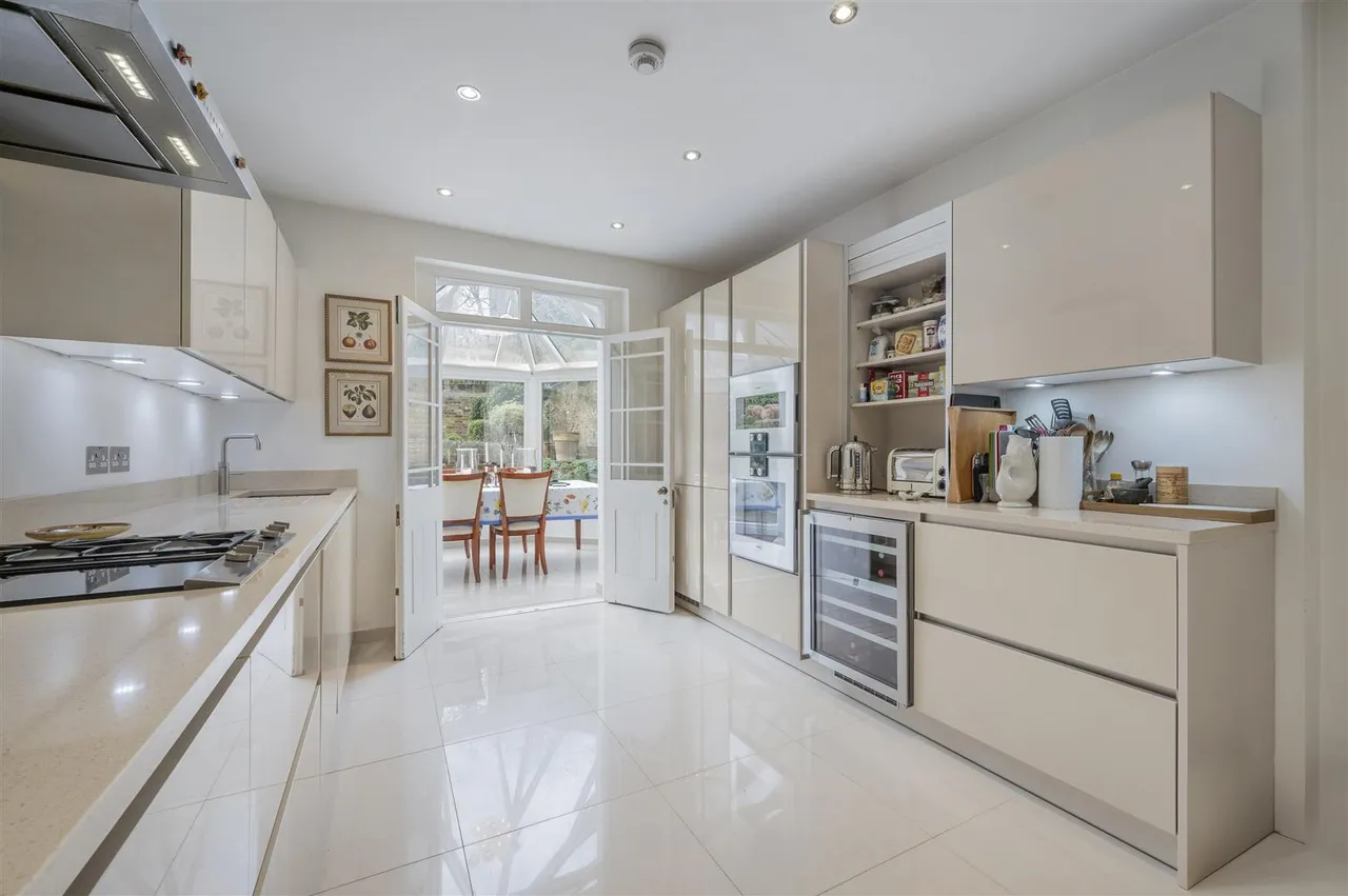 Buckland Crescent, Belsize Park, NW3, photo 6