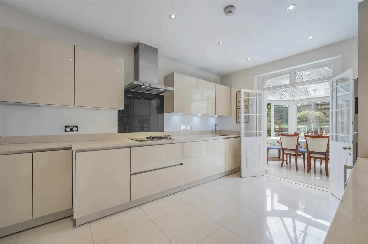 Buckland Crescent, Belsize Park, NW3, photo 7