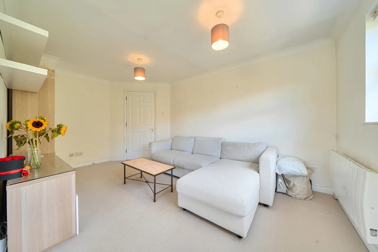 Grenard Close, SE15, photo 10