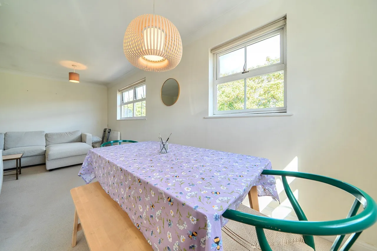 Grenard Close, SE15, photo 14